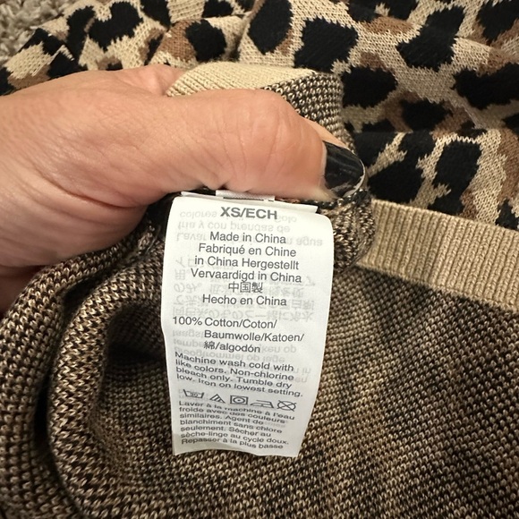 NWT J CREW Leopard Animal Print Short Sleeve T Shirt Sweater Size XS A292 - Picture 6 of 6